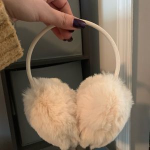 Fuzzy earmuffs